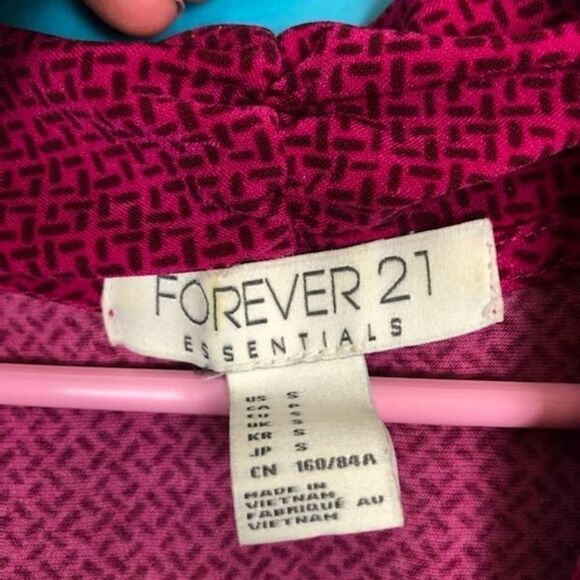 Fushcia Blouse. Size S.  - Picture 2 of 3